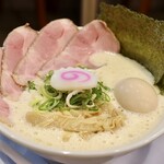 鶏そば 竹内ススル - えび醬そば全のせ