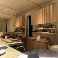 鮨 無垢/鮨 白銀 - 