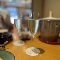 鉢の木 新館 - ノンアルコールスパークリングワイン　ボトル ベルギー大使館公式　デュク・ドゥ・モンターニュ