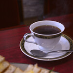 Renga - Hot Sandwich Toast Set (Egg & Ham) – JPY 1,100 (Tax Included) with Hot Coffee