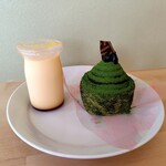 MARY Cafe - 料理写真:プリンと抹茶モンブラン