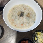 多味粥 - 多美アワビのお粥 ₩16,000