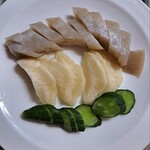 丸越 - 料理写真:ぬか漬け三種類(こんにゃく・大根・キュウリ)