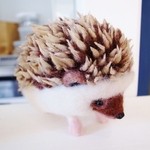 ル・カフェ・ド・エリソン - ハリネズミ