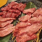 焼肉八七 - 