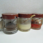 みんみんラーメン - 卓上のいろいろ