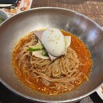 炭火焼肉・韓国料理 KollaBo - ビビン冷麺