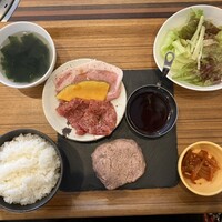 焼肉おしわら 雅 - 