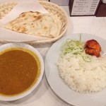 ドラゴンカレー - キーマカレー　\780