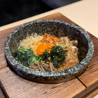 石焼ビビンバ