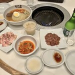 ぴょんぴょん舎 - 