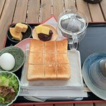 和カフェ 兎月園 - ハニーブッシュティをチョイス　お菓子はバウムクーヘンに