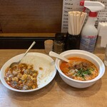 陳麻家 - 本日の日替わりサービス品
・陳麻飯+半タンタンメン