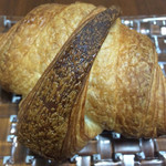 ベンチタイム - クロワッサン（１６７円。これも大きい！