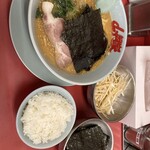 ラーメン山岡家 - 