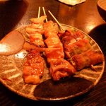 博多こっこ家 - みそ豚+赤せんまい+オクラ