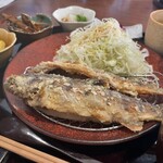 炭焼き団子 志津かわ珈琲庵 - 頭から尻尾まで、全部食べれましたっ！