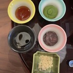 炭焼き団子 志津かわ珈琲庵 - 好きな味にできます(*´▽｀*)