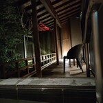 たてしな藍 - 部屋庭