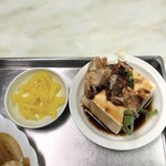 大衆食堂ちとせ - 冷奴とお漬物