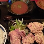 広島牡蠣処 バケツ - からあげ定食。カレーは辛いし残しちゃった