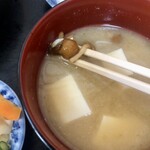 Akebono Shokudo - Delicious Nameko Mushroom and Tofu Miso Soup – Potato Salad on the Side is Also Recommended