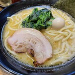 濃厚豚骨ラーメン 濱虎家 - 