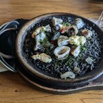 ワイガヤ - イカスミパエリア