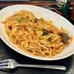 味八宝 - チャンポリタン（ちゃんぽん麺の海鮮ナポリタン風）1050円