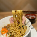 酒肴場 屯 - ツルモチ中太麺