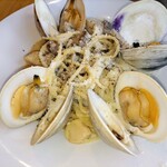 ベジバル チバットリア - 想像以上に大きなハマグリが４つ♪