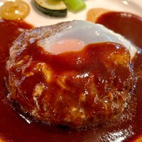 くいしんぼー山中 - ハンバーグステーキ（¥2,420）