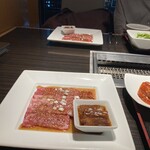 叙々苑 - カルビ定食。