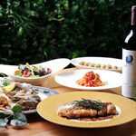 Bar Dining FIVE Arrows - 