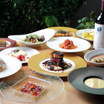 Bar Dining FIVE Arrows - 