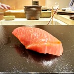 すし 良月 - 結乃花の鮪　大間130キロ台　本日のテッペン