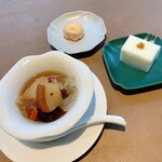 虫二 - 最後に出された杏仁豆腐、杏仁餅干、老北京小吊梨湯