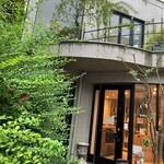 虫二 - 店舗外観