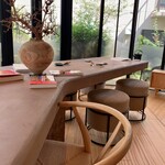 虫二 - こちらがもう1組の席です