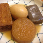 常夜燈 - おでん こんにゃく,玉子,厚揚げ,だいこん