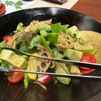 くすの樹 - 追加　アボカドサラダ