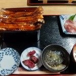 寅丸市場 - たちうお蒲焼重セット 1500円