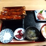 寅丸市場 - たちうお蒲焼重セット 1500円