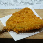 地酒と道産食材 一笑 - お通しアジフライ