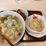 中国料理 東洋軒 - エビそば＆半チャーハン＆春巻き900円