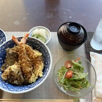 鮨 玉かがり 天ぷら 玉衣 - 