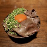 実山椒をたっぷり使った山形牛のすき焼きご飯