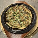 ラオン 焼肉 - ニラチヂミ