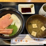 たらこ家 虎杖浜 - たらこ丼のセット