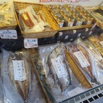 たらこ家 虎杖浜 - 各種干物